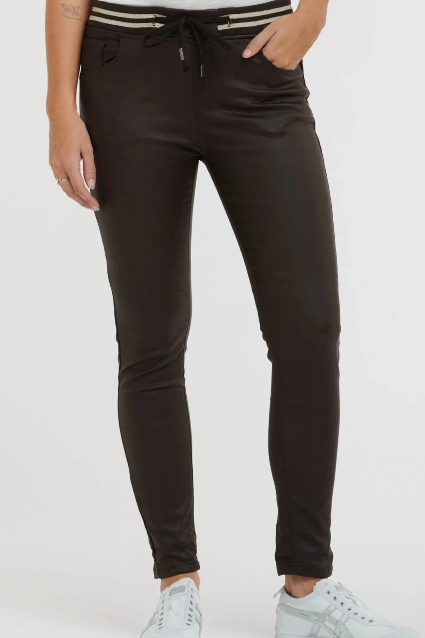 Pleather Tommy Jean - Chocolate - IS44